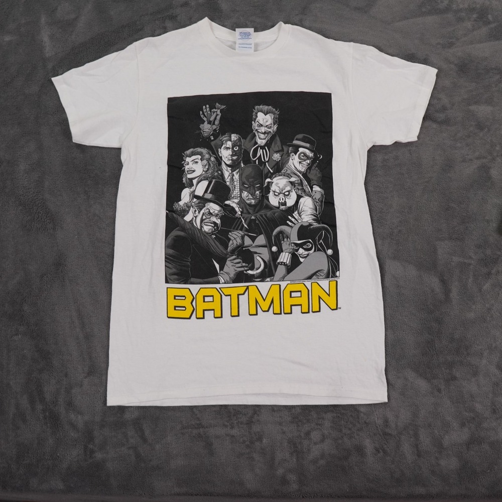 Batman Villains Shirt Mens‎ Small White Delta Pro Weight DC Comics Joker Penguin